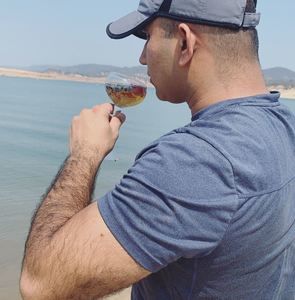 Meet your Posher, Adnan